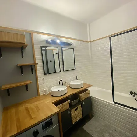 Ouest Caucade- Beautiful 2p, Ac, Clim * ニース