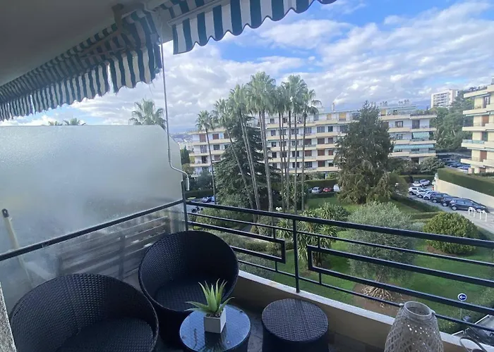 Ouest Caucade- Beautiful 2p, Ac, Clim Apartamento